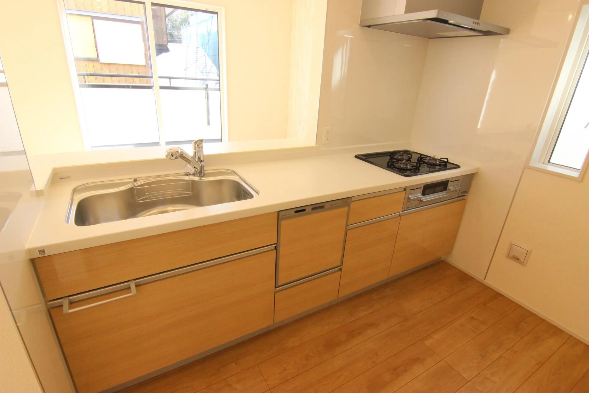 2号棟・2階キッチン R8.2.21