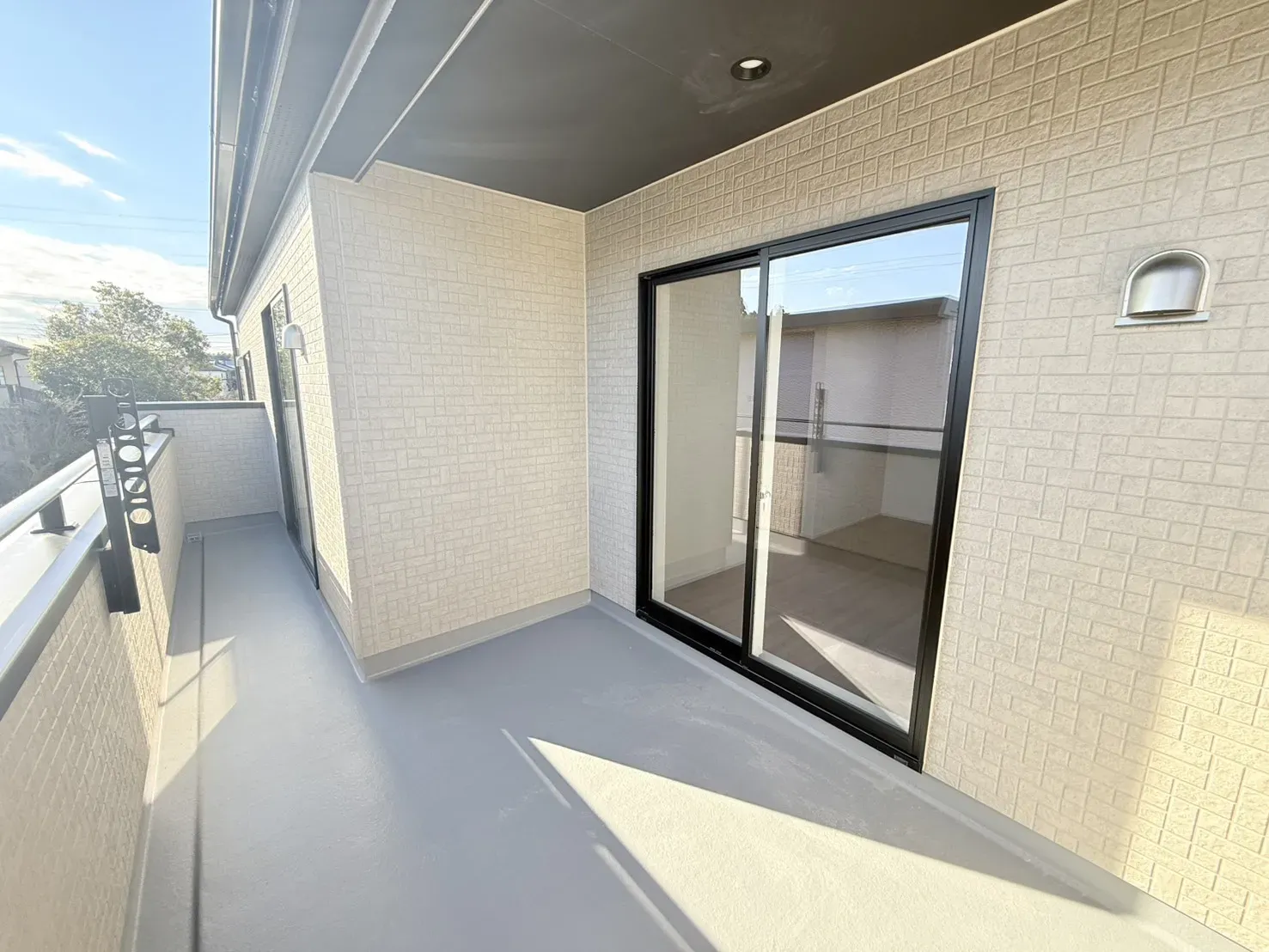 【バルコニー】