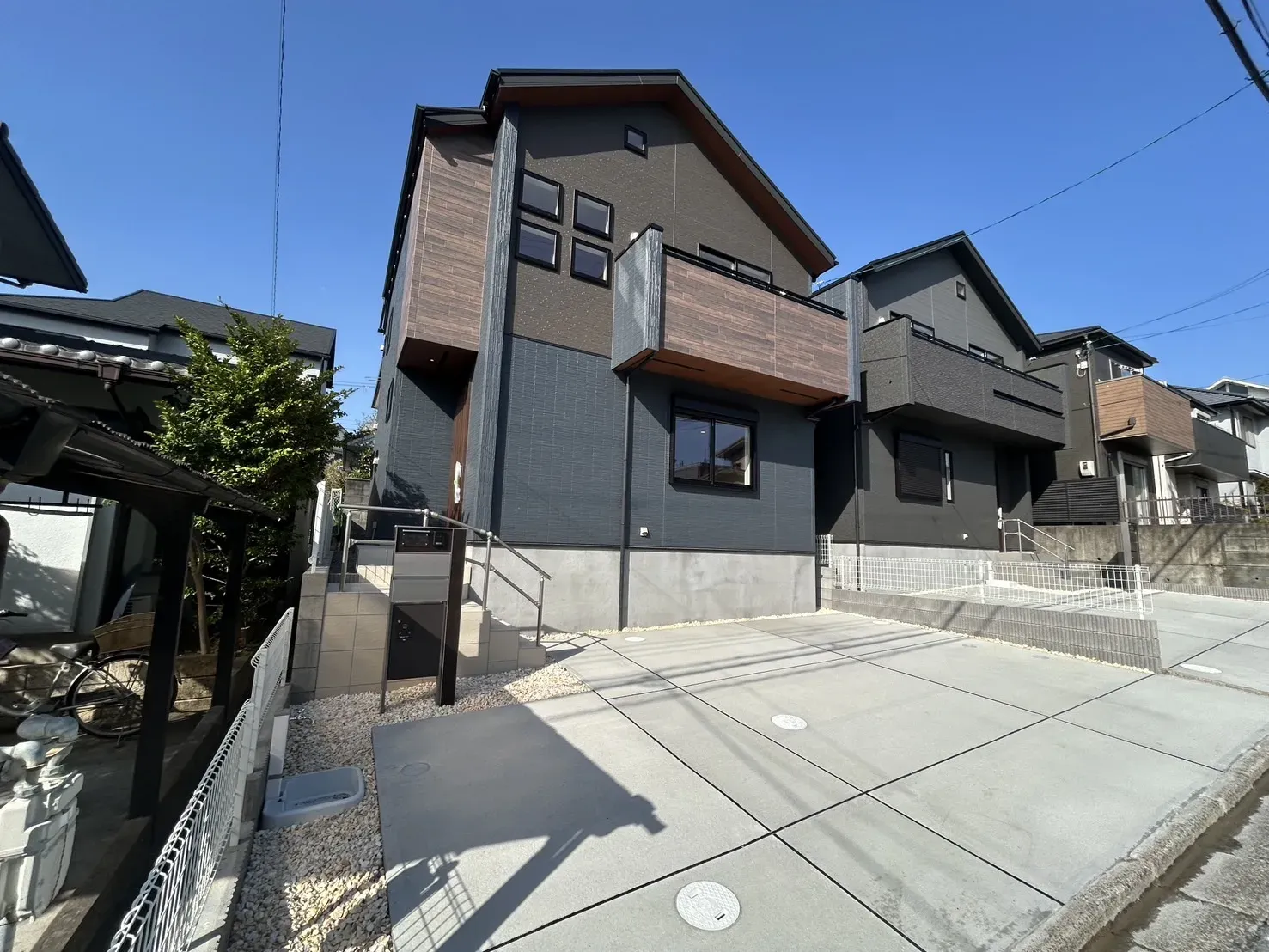 【左①号棟右②号棟販売現地】2026.4.11撮影