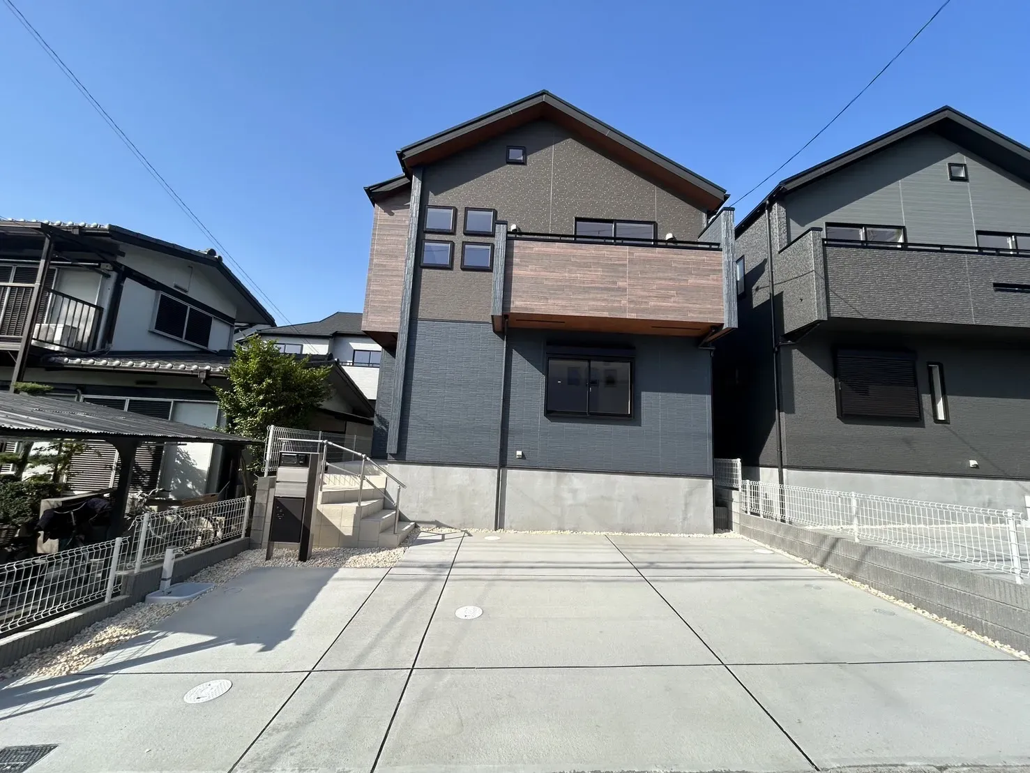 【左①号棟右②号棟販売現地】2026.4.11撮影