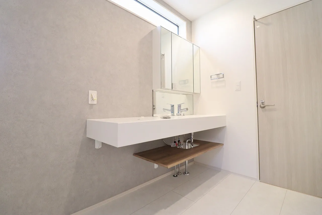 ①号棟　洗面化粧台