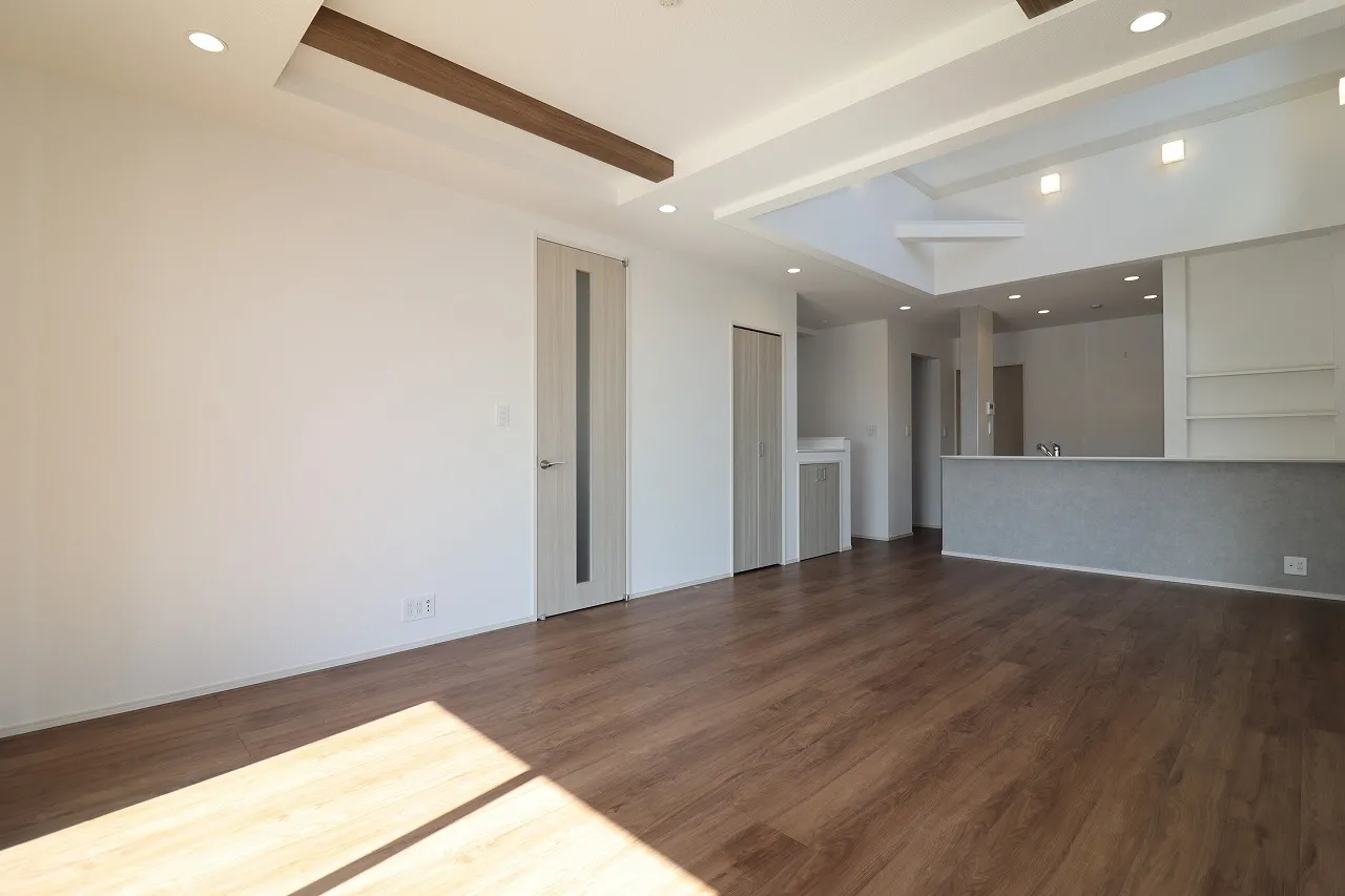 ④号棟　LDK(21.62帖)