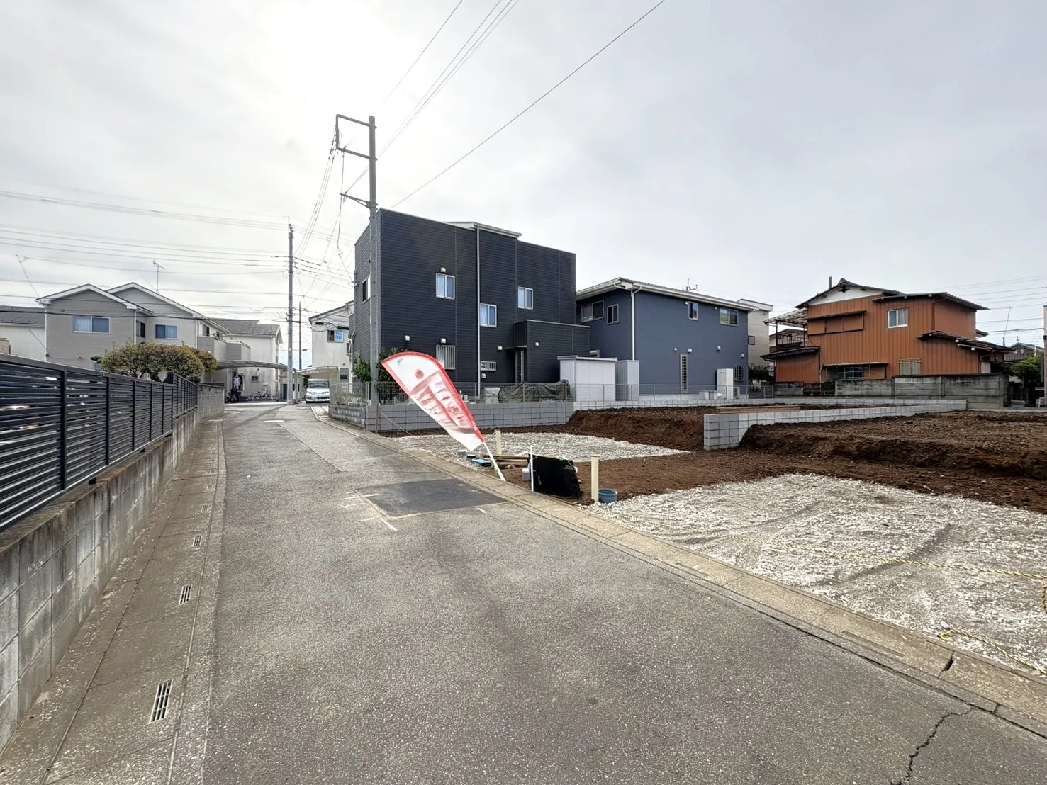 【販売現地】駅、商業施設、公共施設徒歩圏内♪