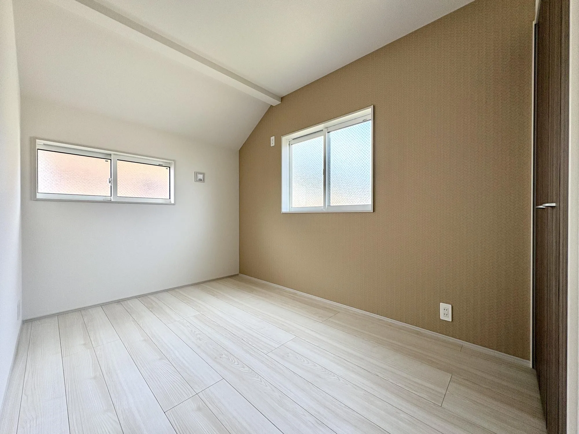 【5号棟/洋室(4.87帖)】