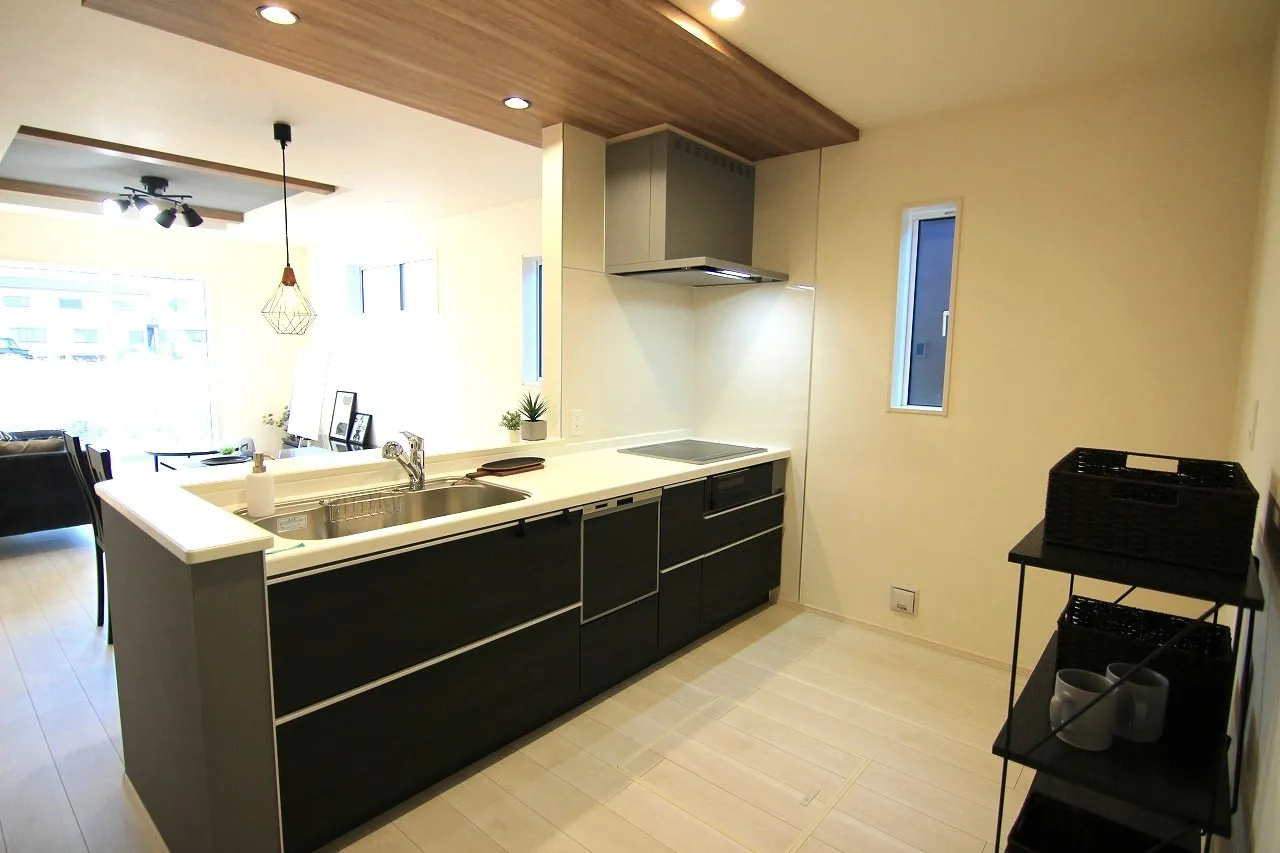 【1号棟キッチン】