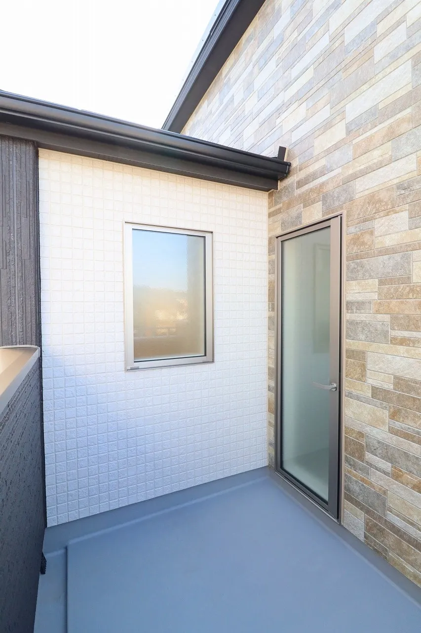 【1号棟バルコニー】 