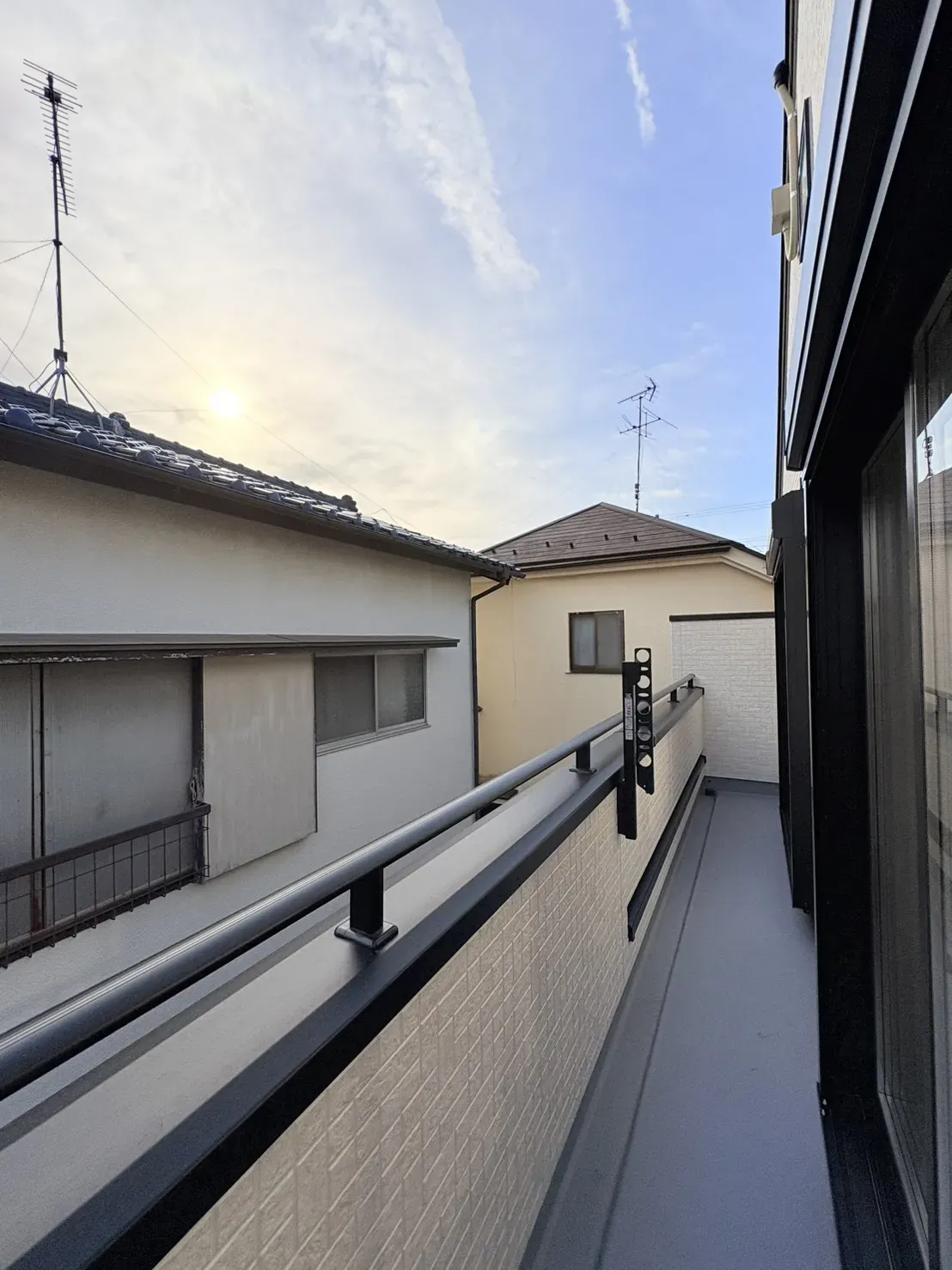 【バルコニー】