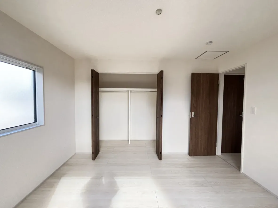 洋室7.0帖(2025年12月撮影)