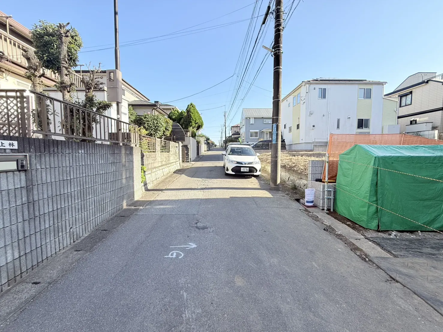 【2025.11.30 販売現地・前面道路】