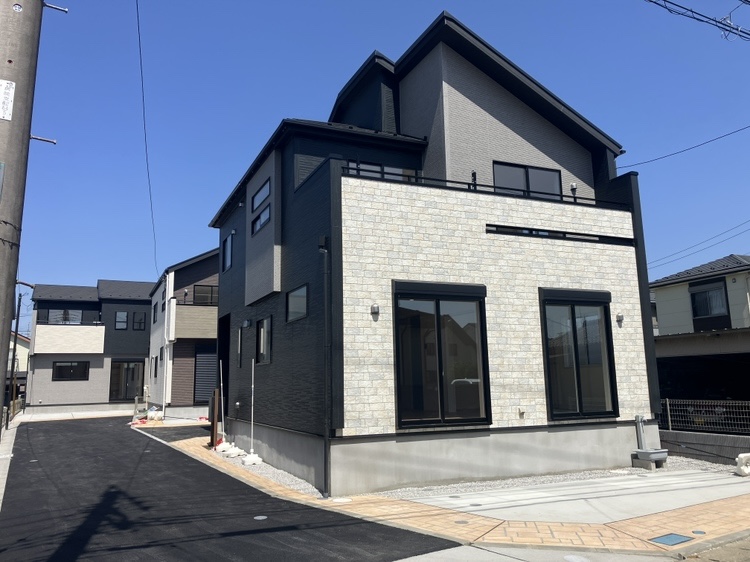 ブルーミングガーデン 鴻巣市本町7丁目3棟