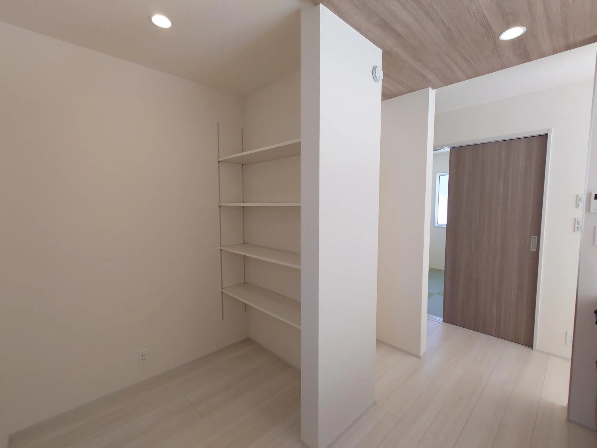 1号棟:パントリー