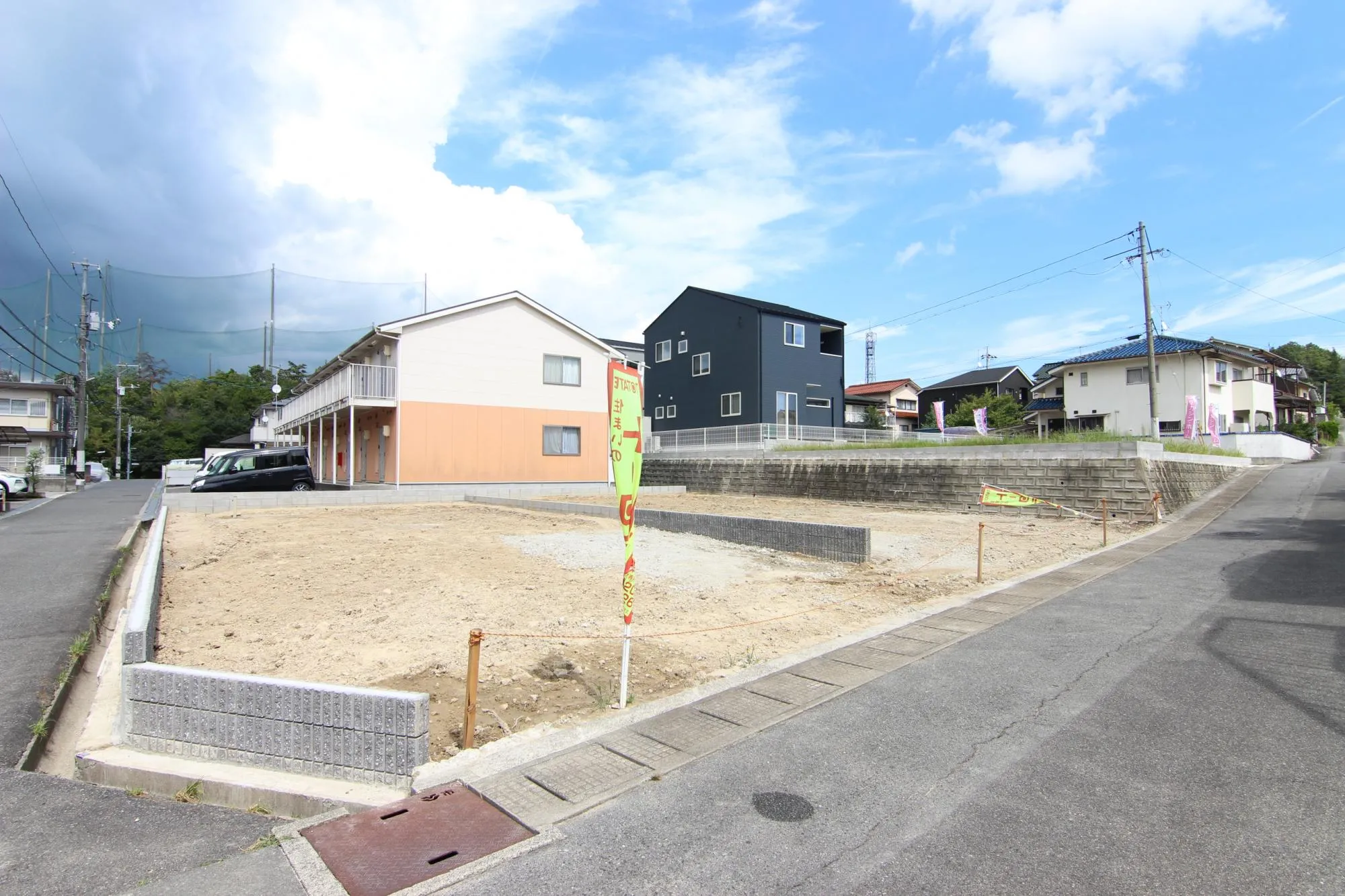 前面道路から見た宅地