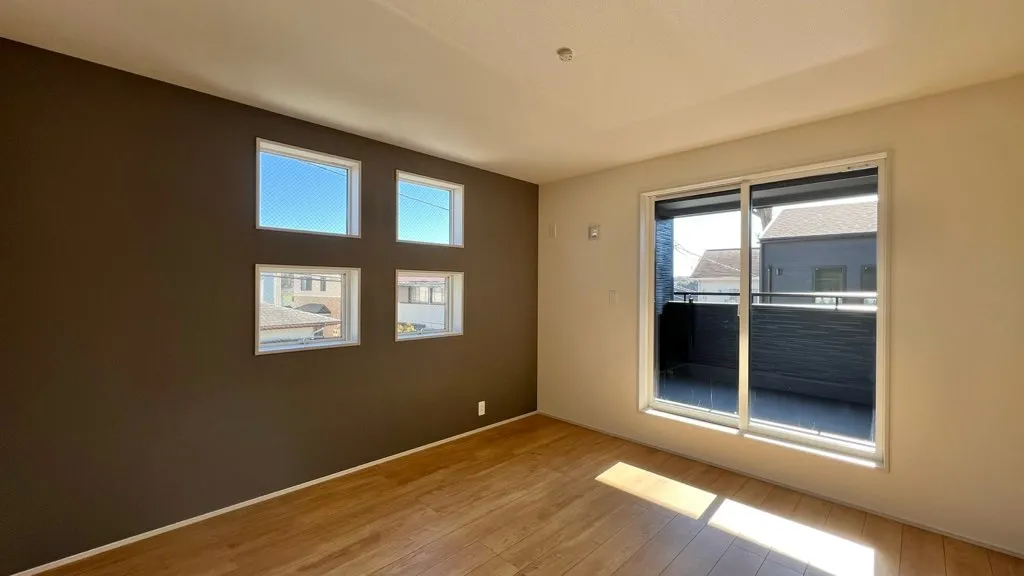 <1号棟>
7.28畳居室+インナーバルコニー!