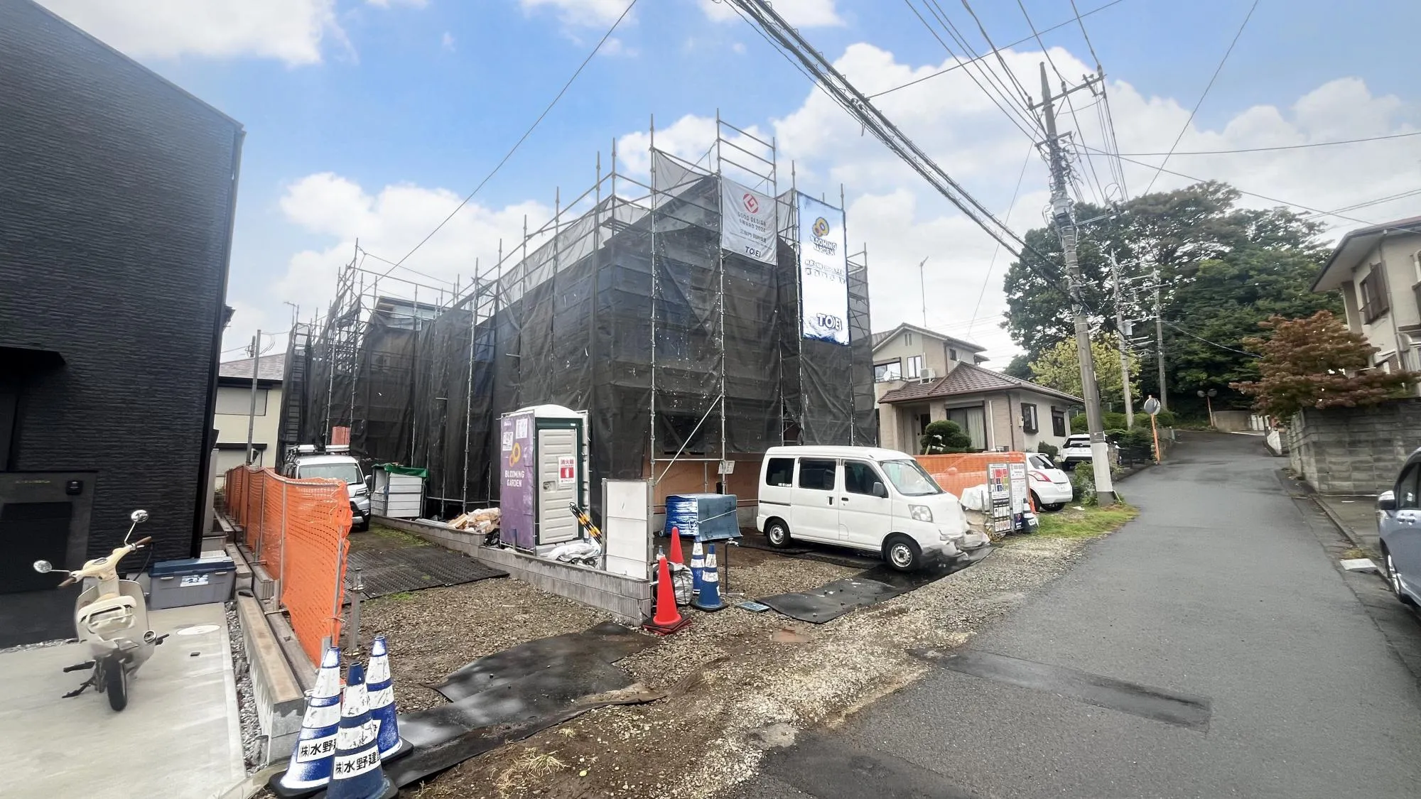 1号棟:2面バルコニーを採用し、主賓室のバルコニーは、インナーバルコニーで2階のくつろぎスペースとなります!