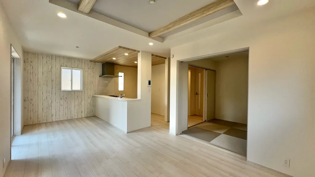 <2号棟>
和室と隣接しているので、使い勝手が良いプランです!