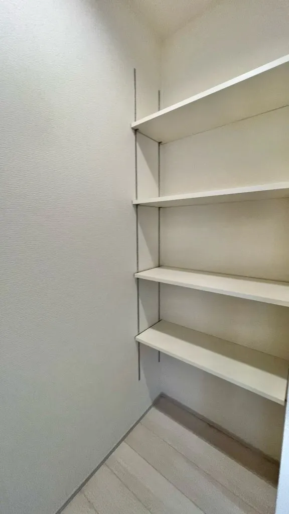 <2号棟>
パントリー