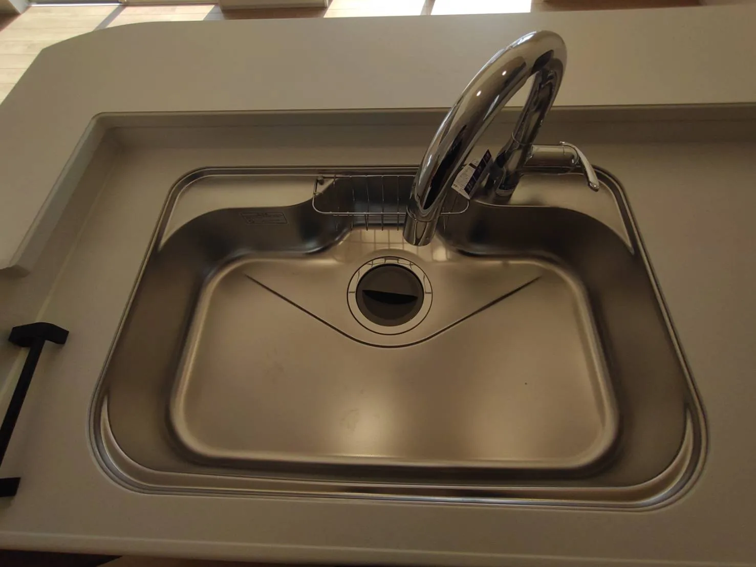 キッチン　タッチレス水栓