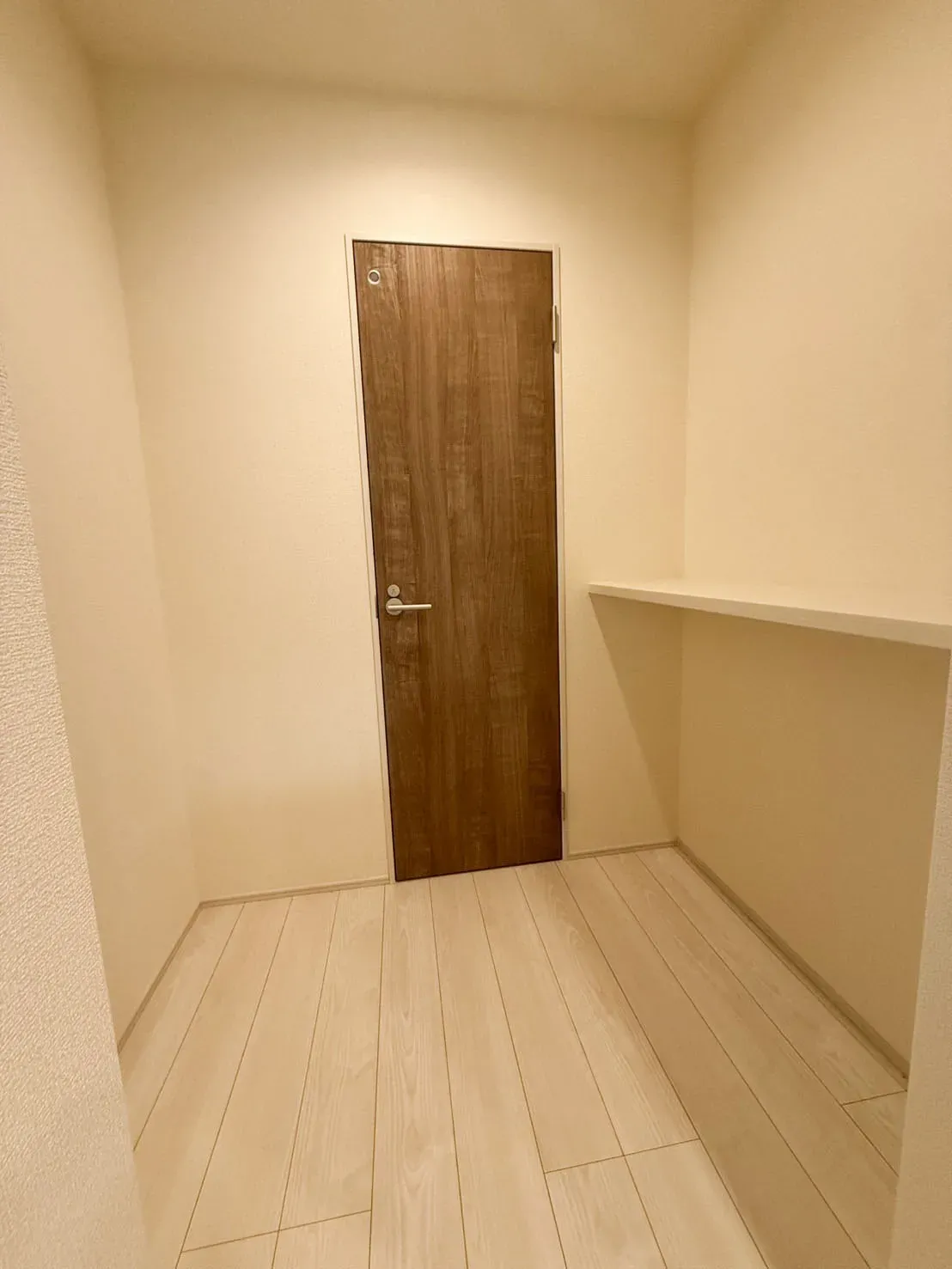 ②キッチン裏収納