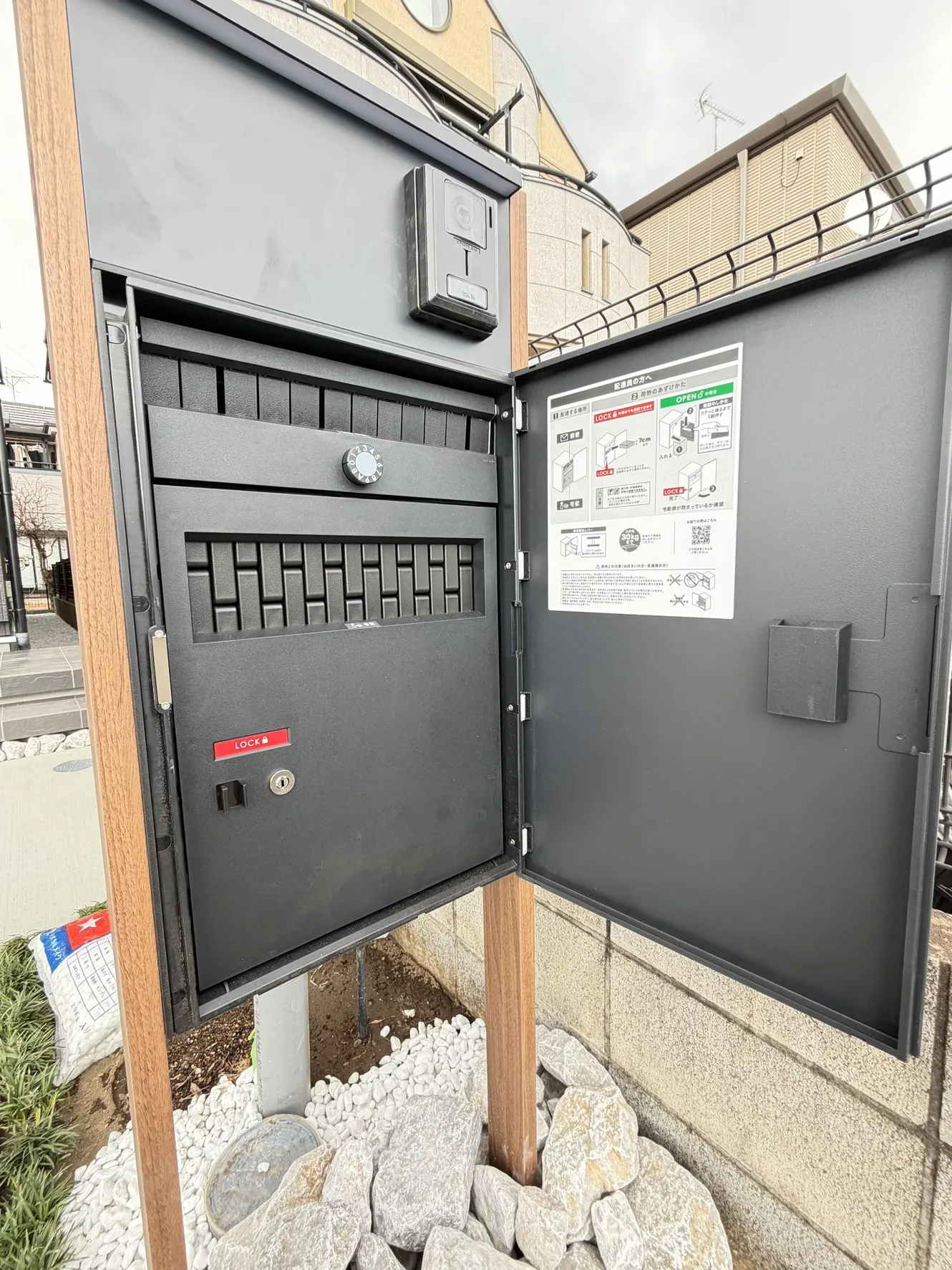 宅配ボックス付きポスト