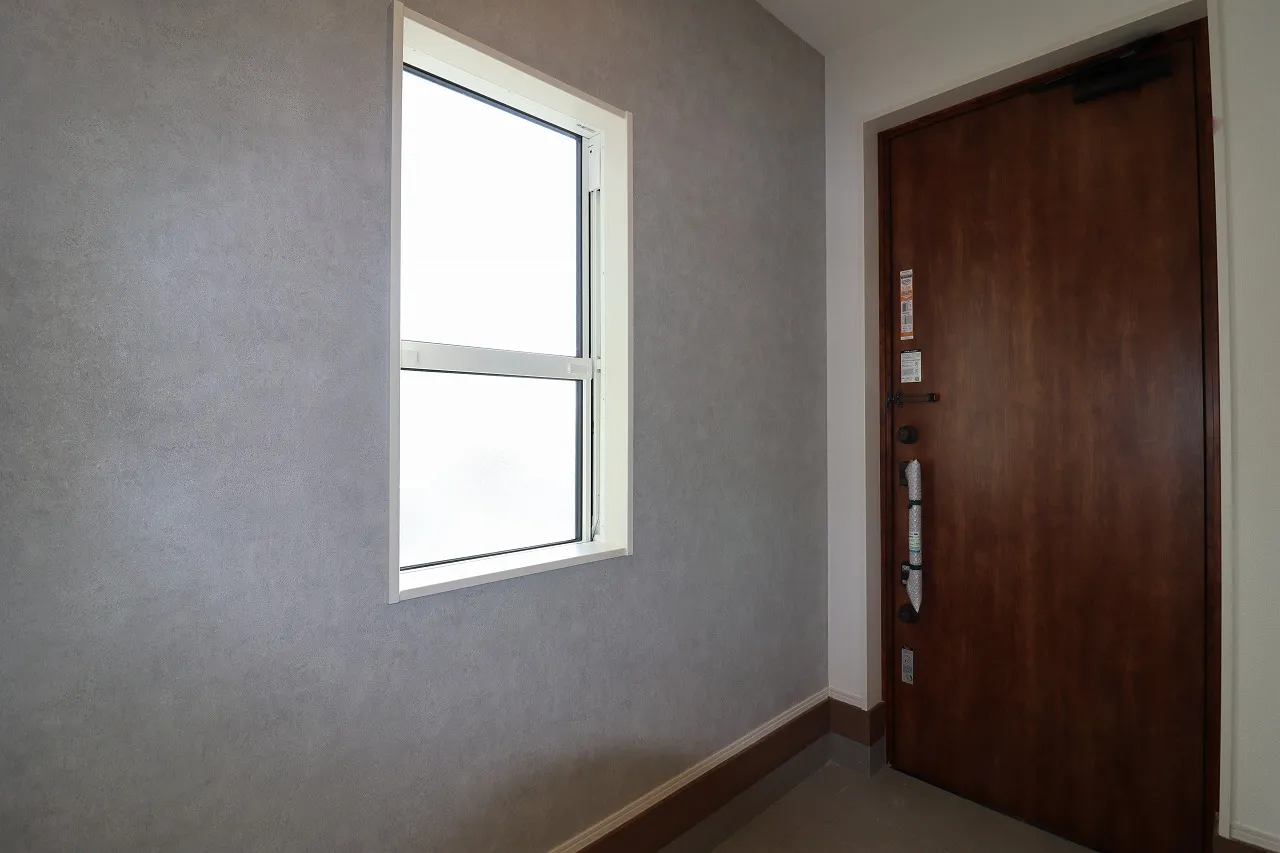 ②号棟　玄関