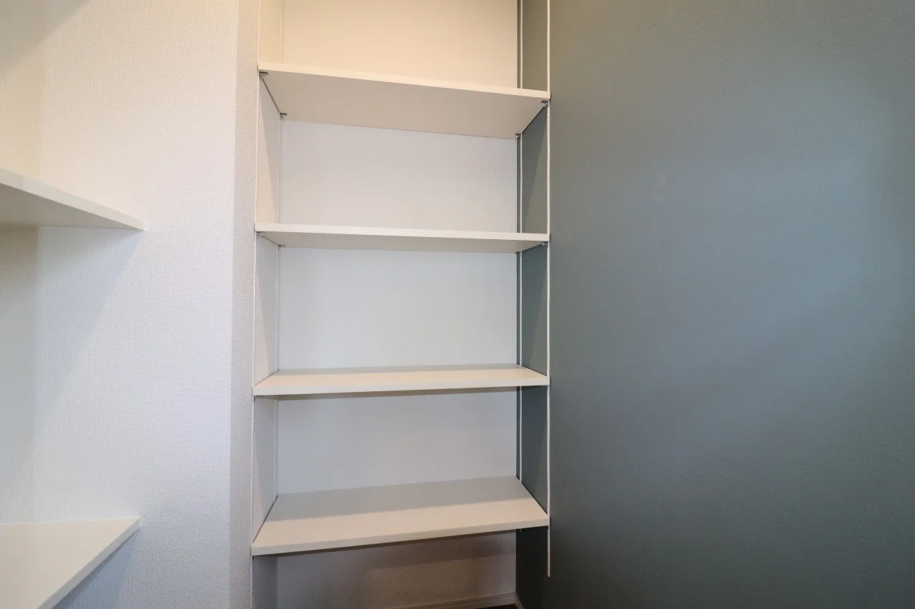 ②号棟　パントリー