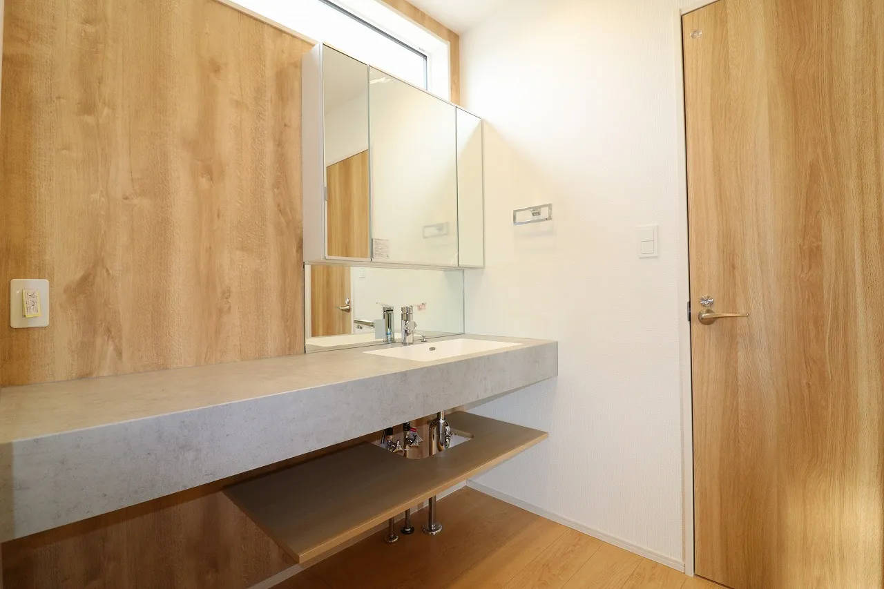 ④号棟　洗面台・洗面所