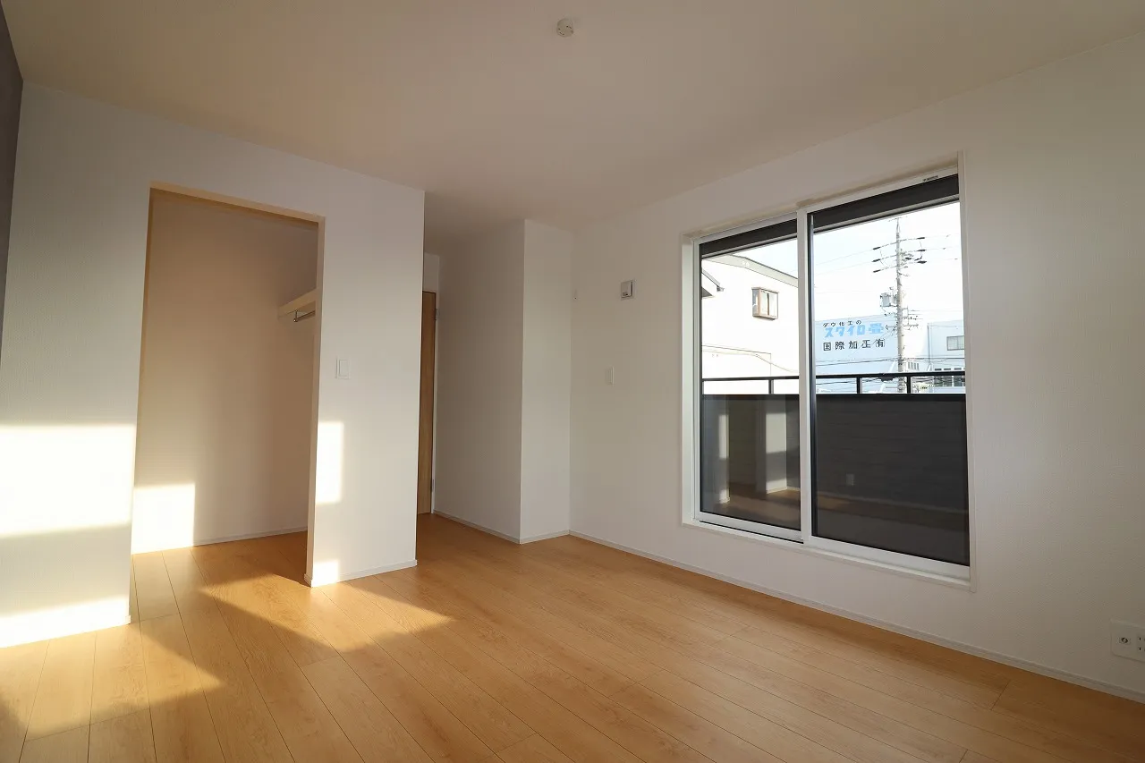 ④号棟　洋室(5.25帖)