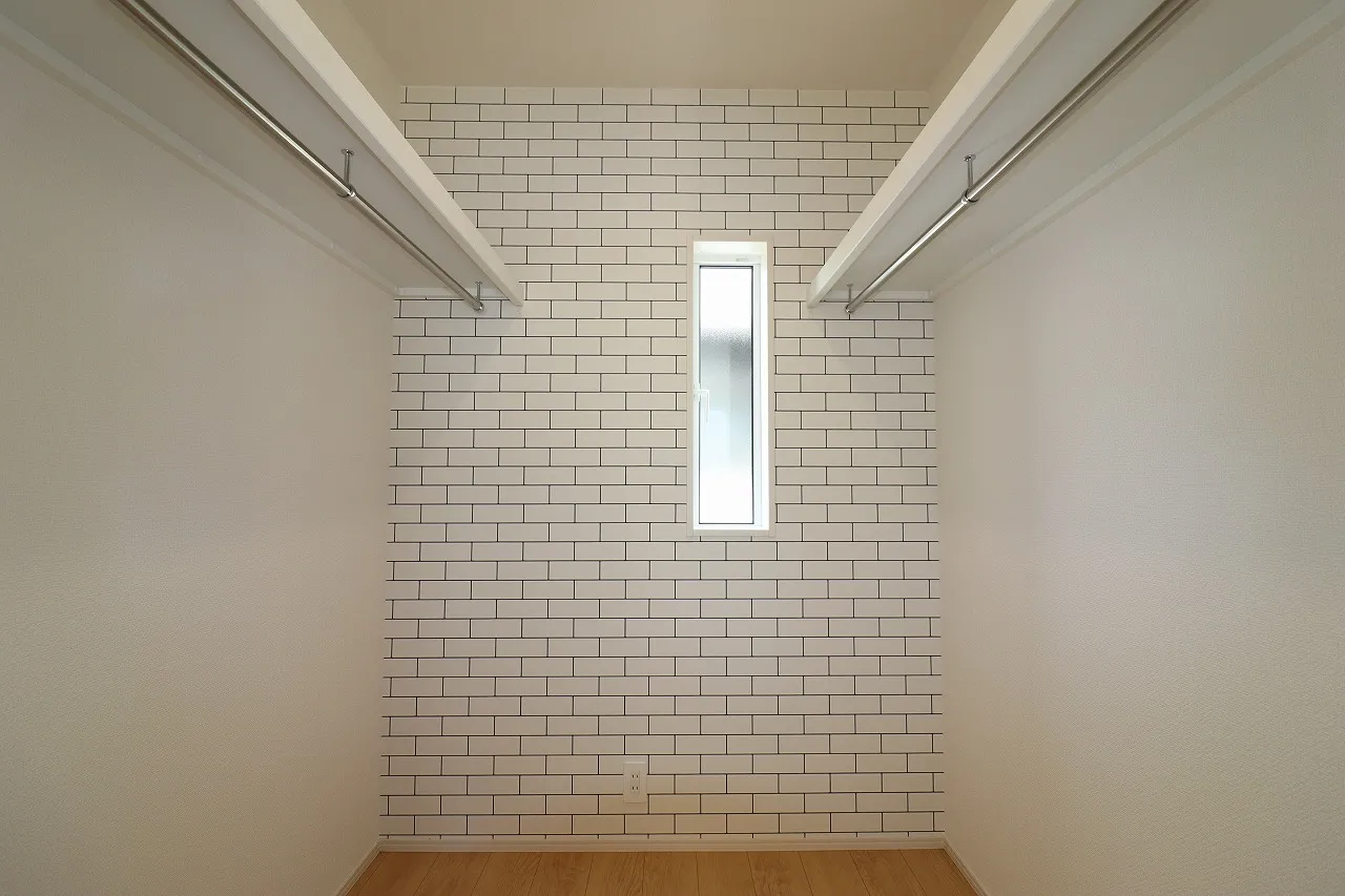 ④号棟　ウォークインクローゼット