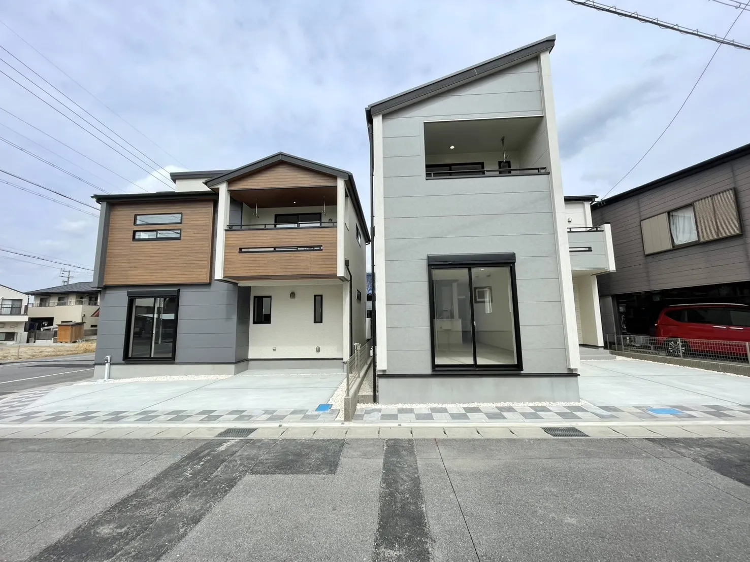 販売現地