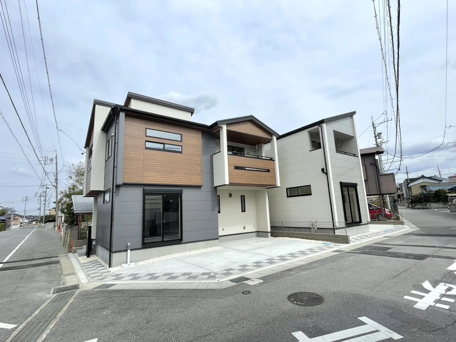 販売現地