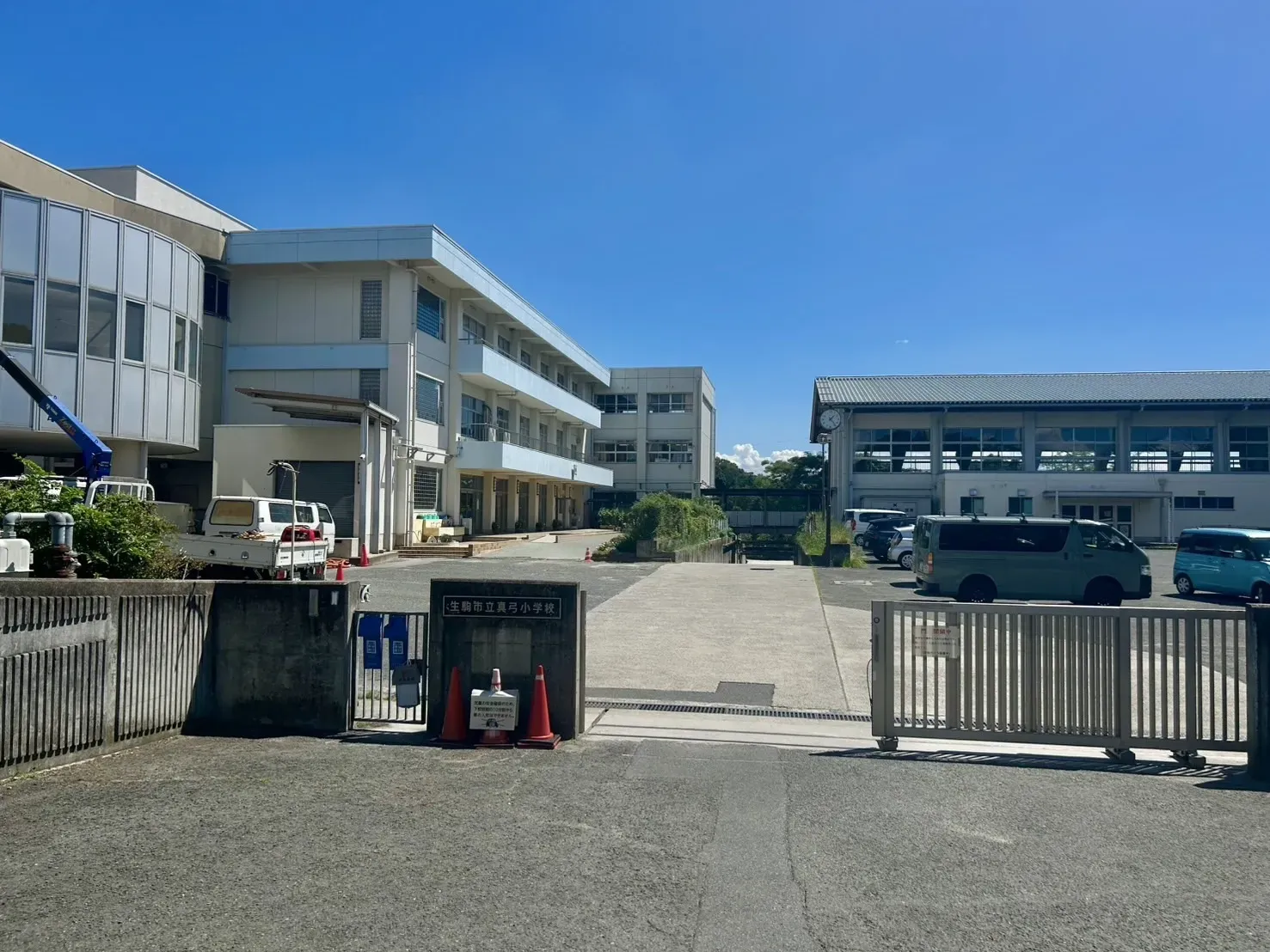 市立真弓小学校