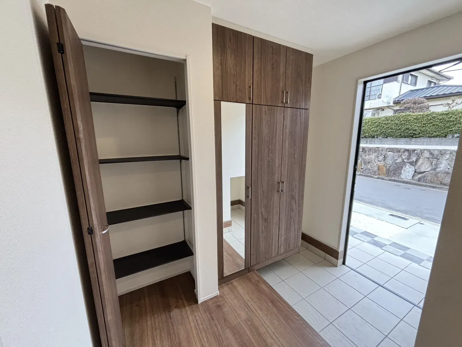 【シューズボックス】