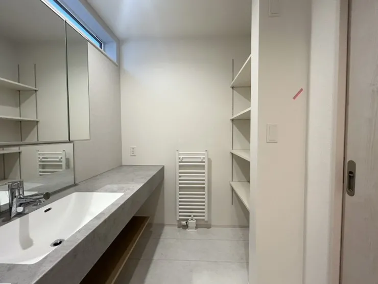 Washroom(オープンサニタリーirodori/1F)