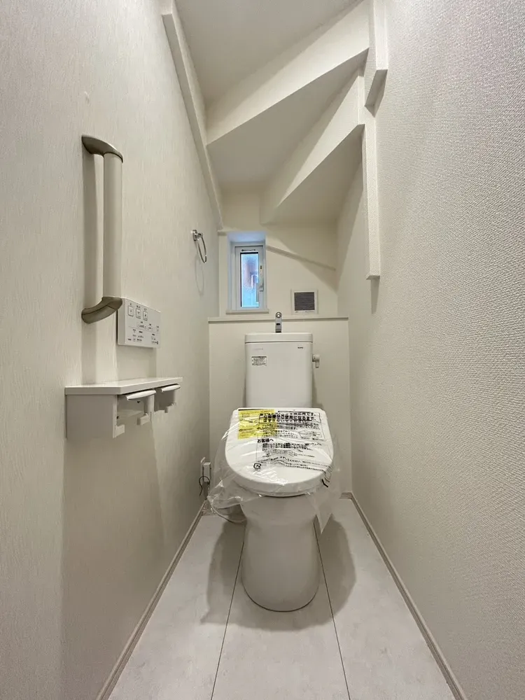 Toilet(1F)