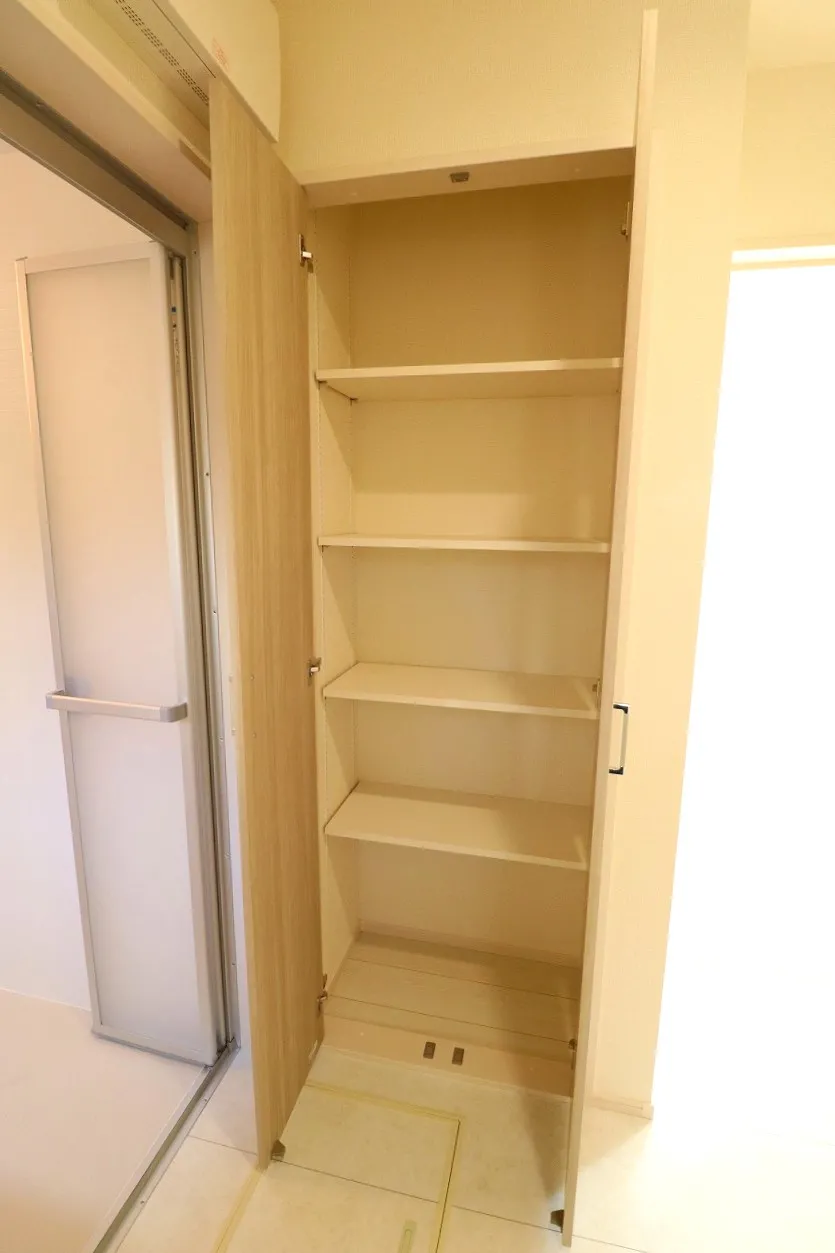 【洗面所収納】