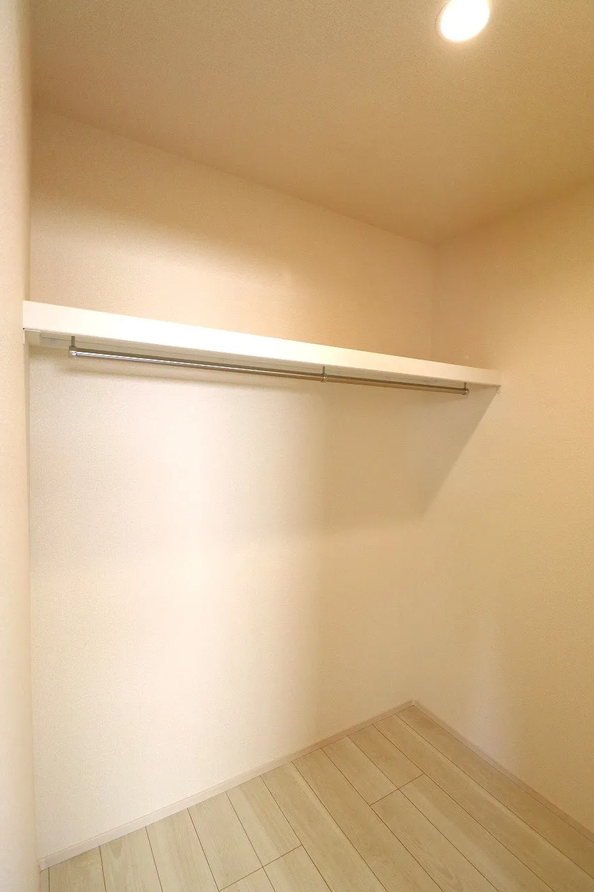 【ウォークインクローゼット】