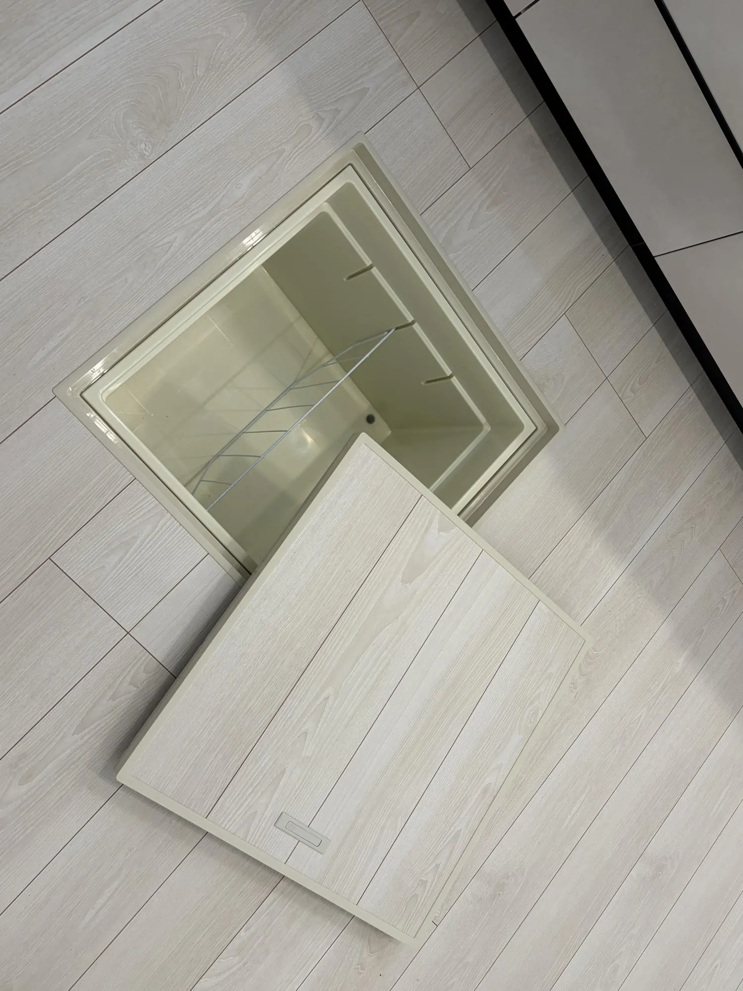 キッチン床下収納1号棟