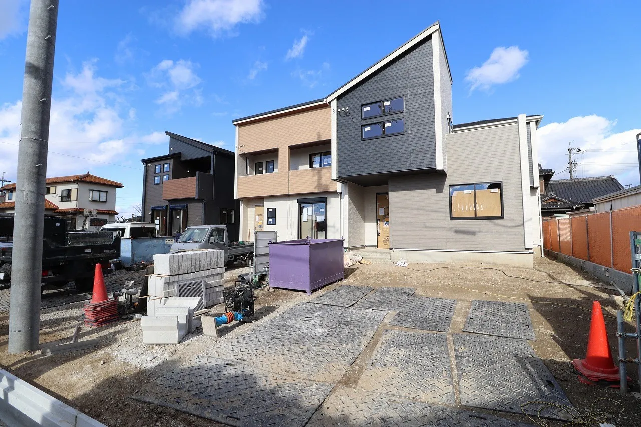 ①②③号棟　外観写真