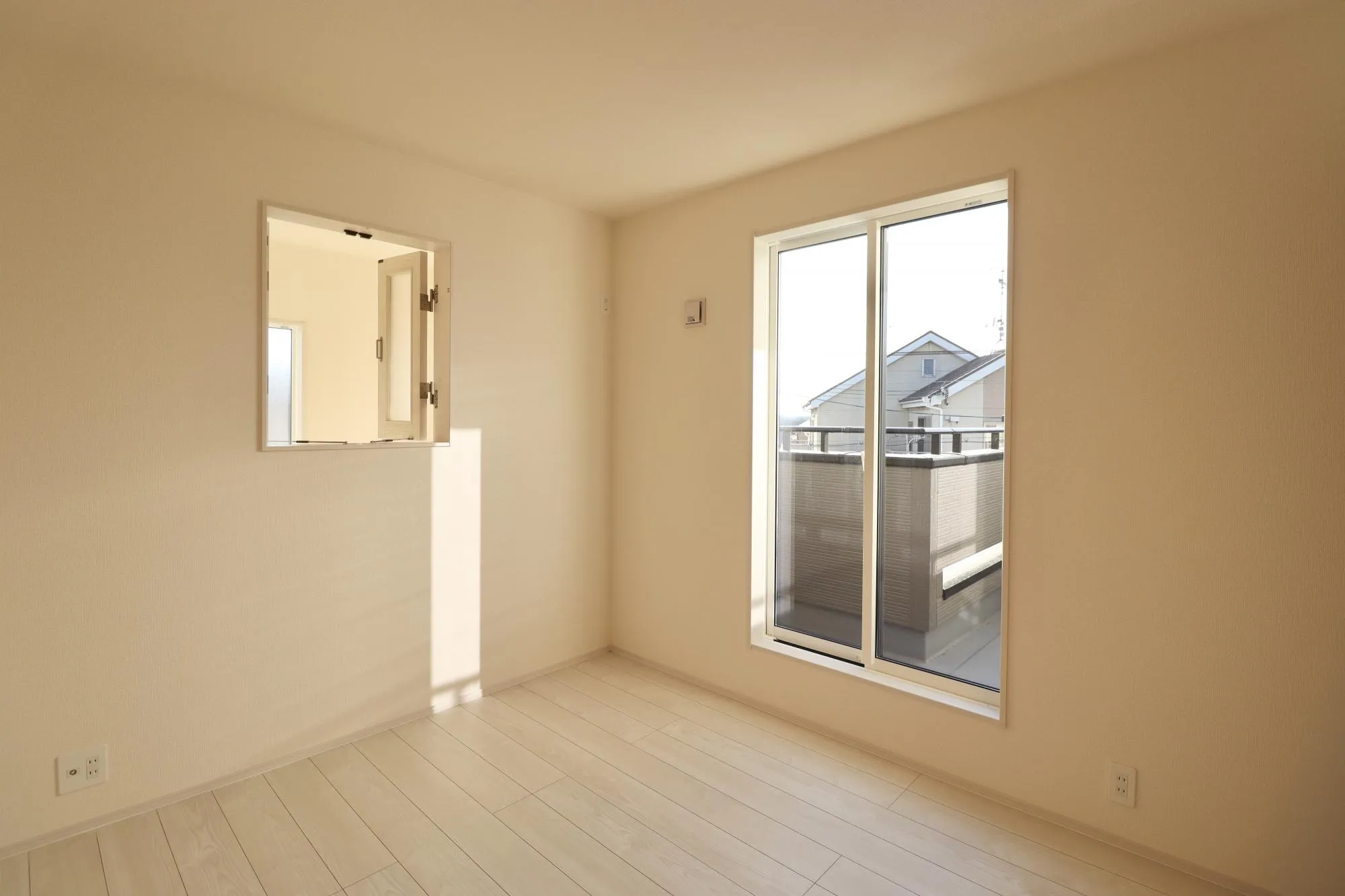 【洋室(5.0帖)】