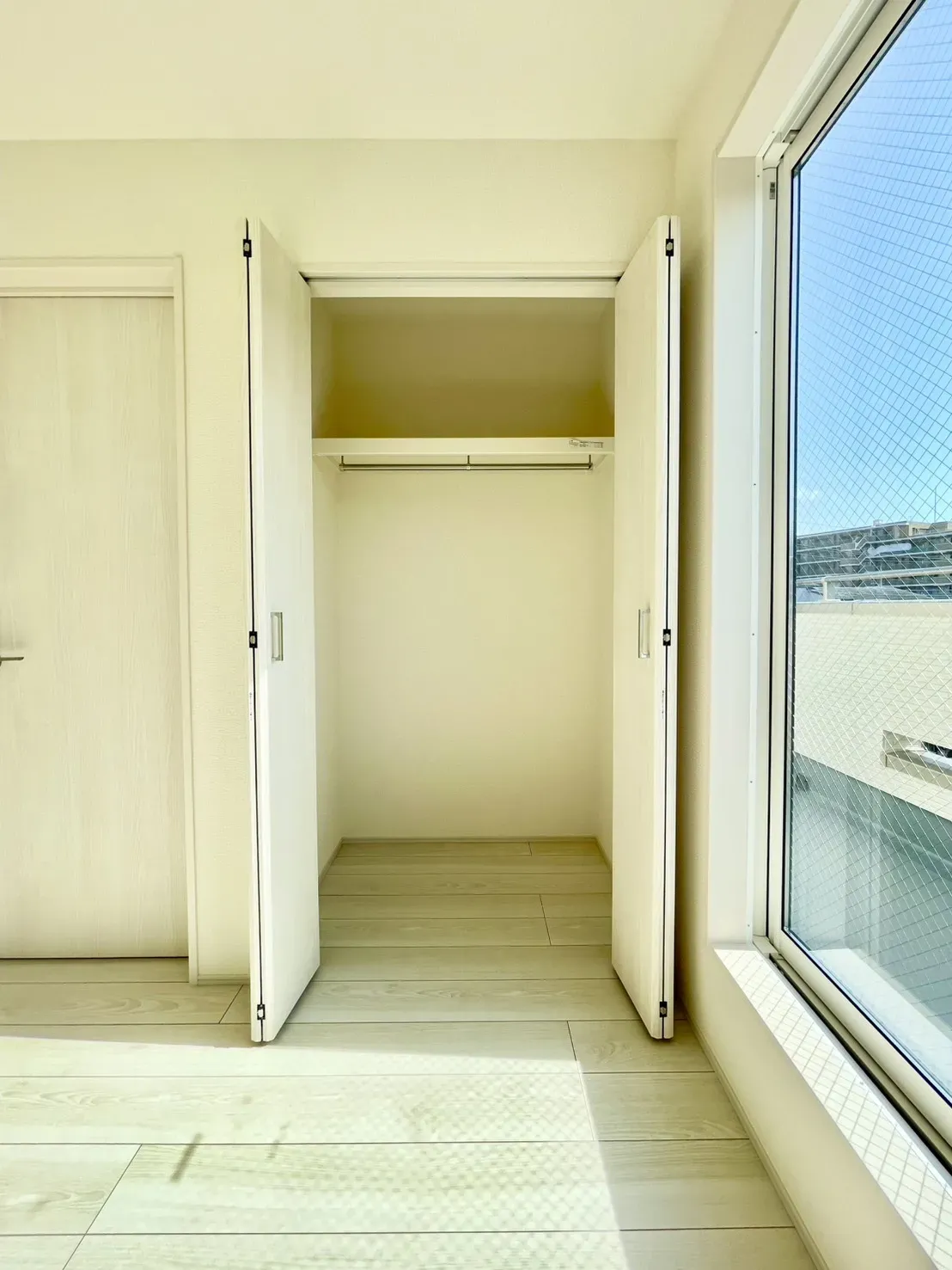 1号棟:3F洋室(5.25J)　【CL】