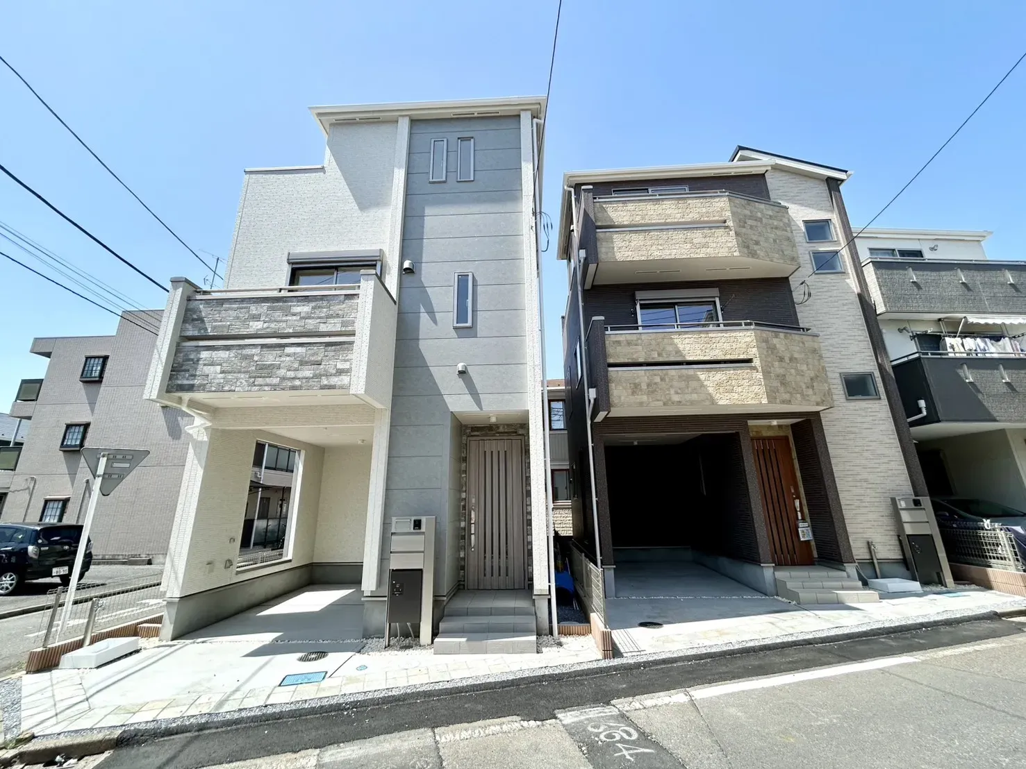 1、2号棟外観写真