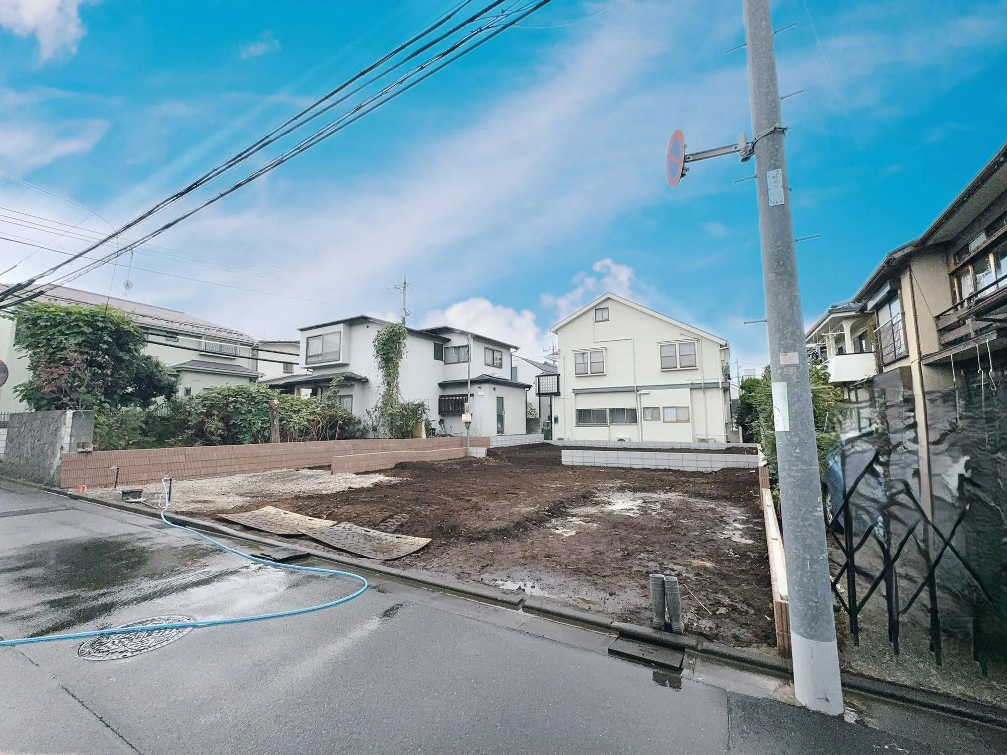 現地外観写真(2025.11撮影)