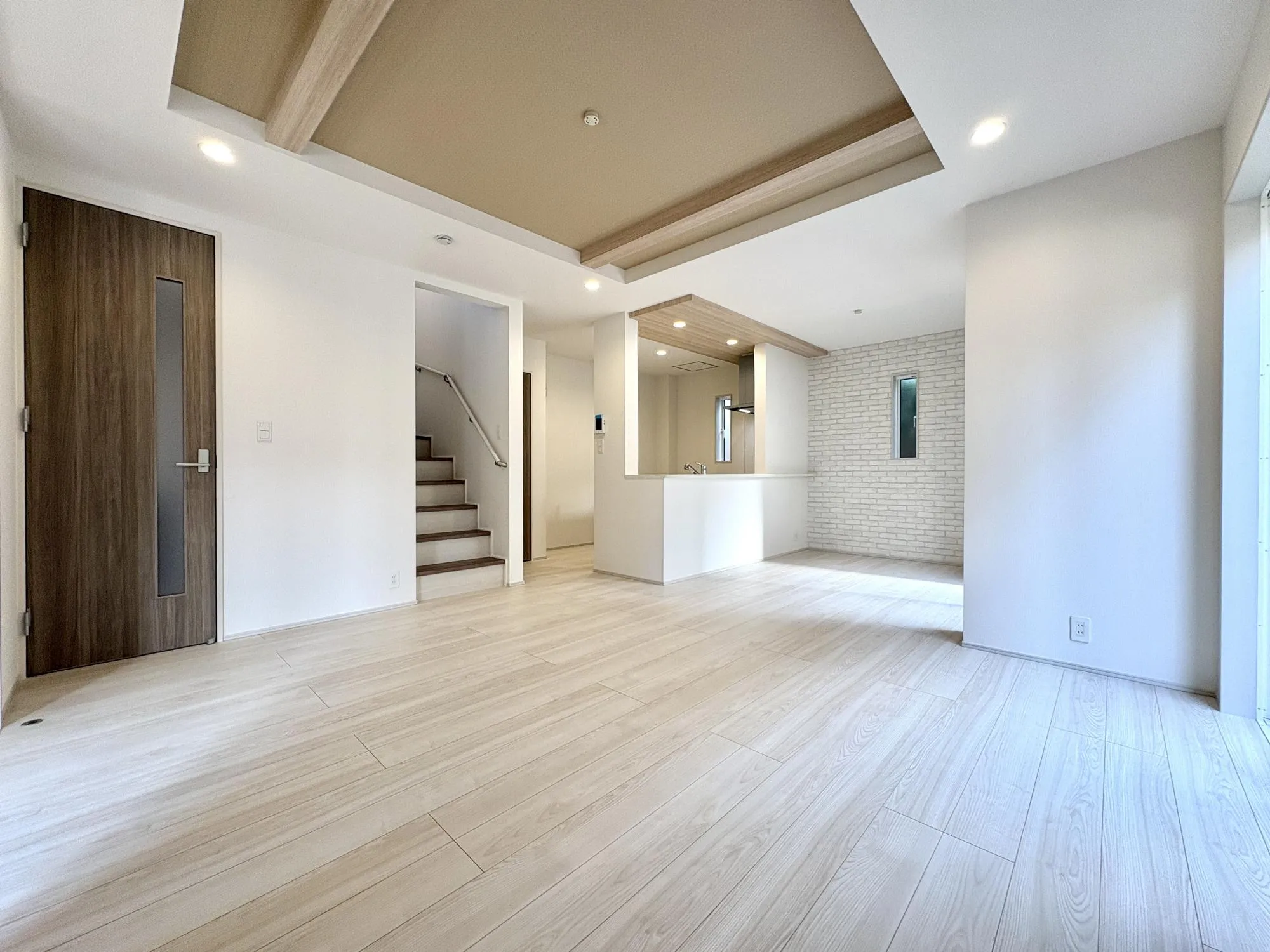 【1号棟/LDK(17.0帖)】