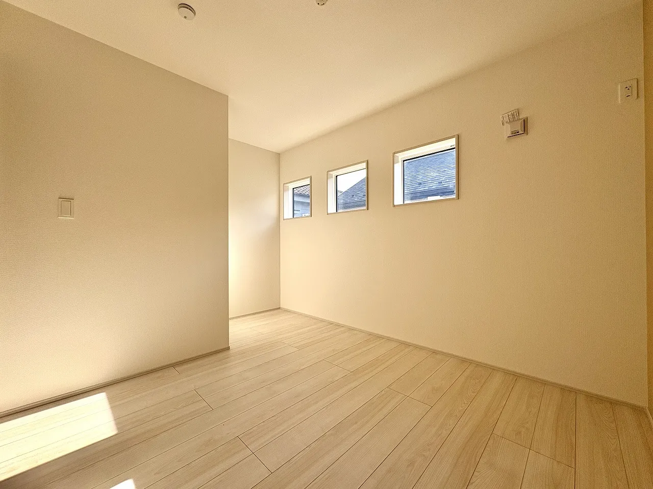 【1号棟/洋室(5.25帖)】