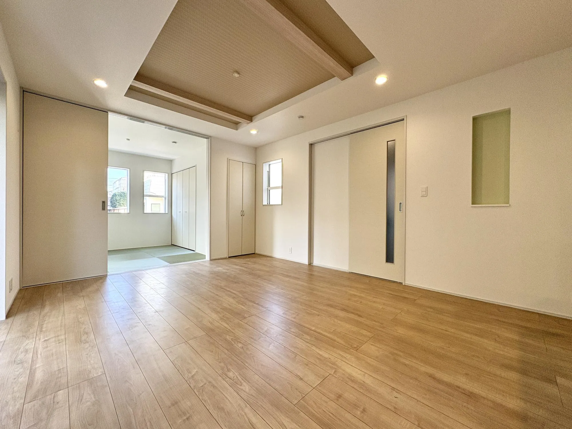 【2号棟/LDK(17.10帖)】