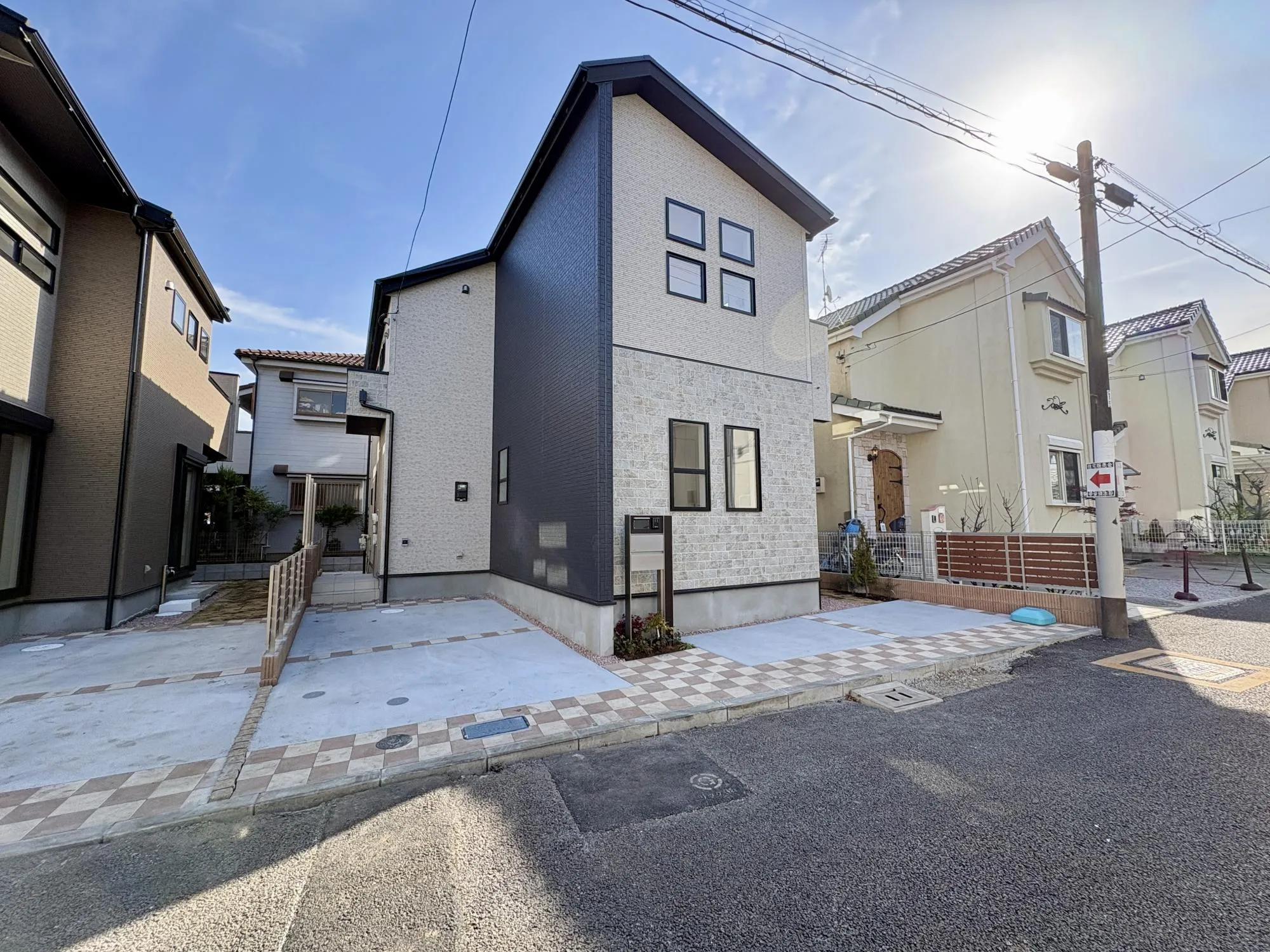 【2号棟/外観写真】