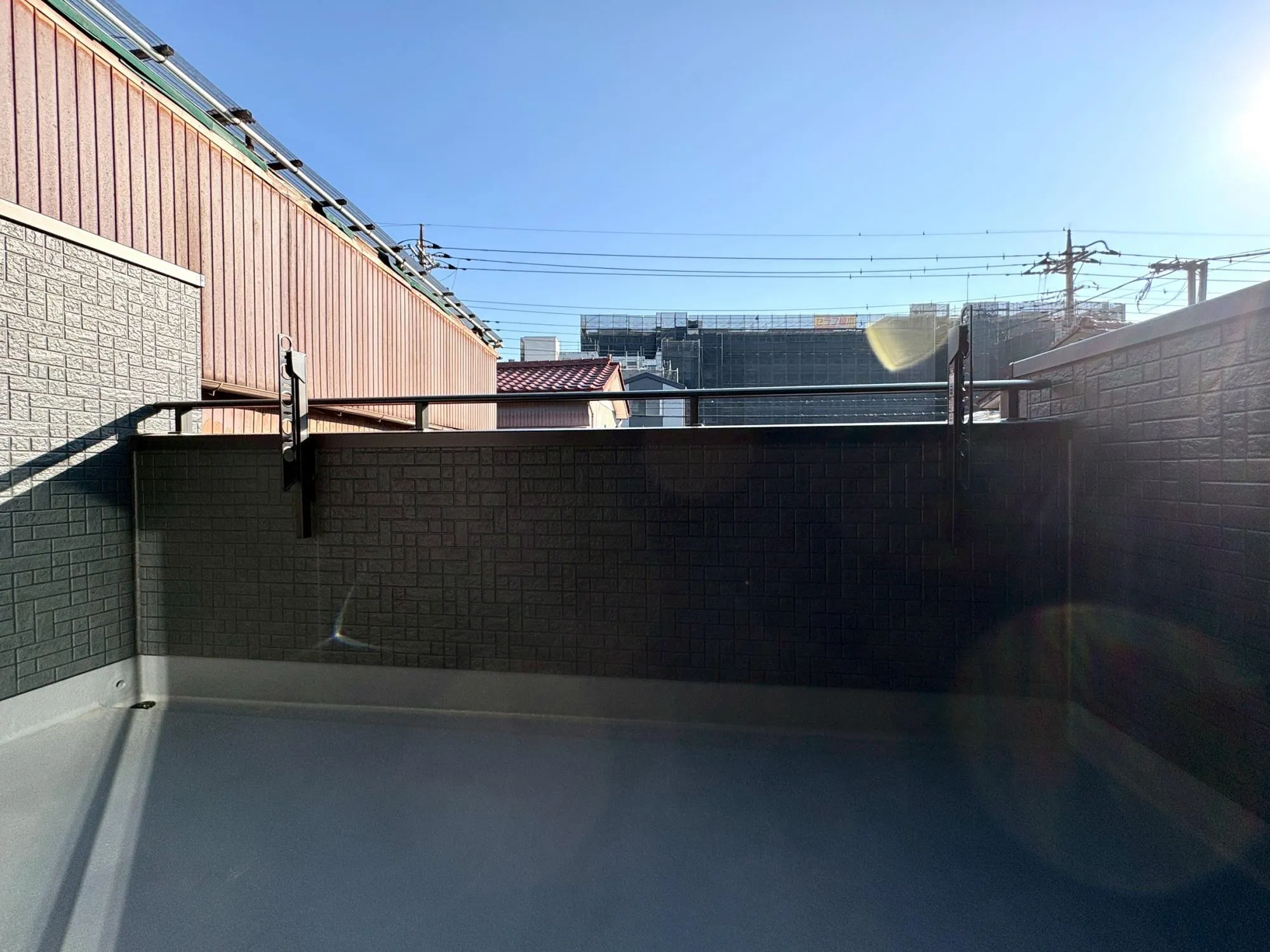 一度にたくさんのお洗濯物が干せるのが魅力!バルコニーは洗濯物を干すだけの場所じゃなく、家族のゆとりのある時間を演出するプライベート空間。