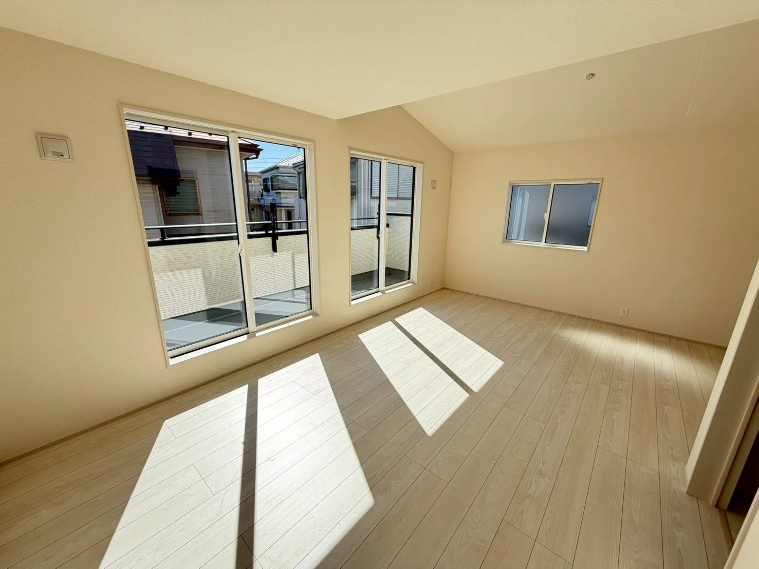 【1号棟】2階洋室