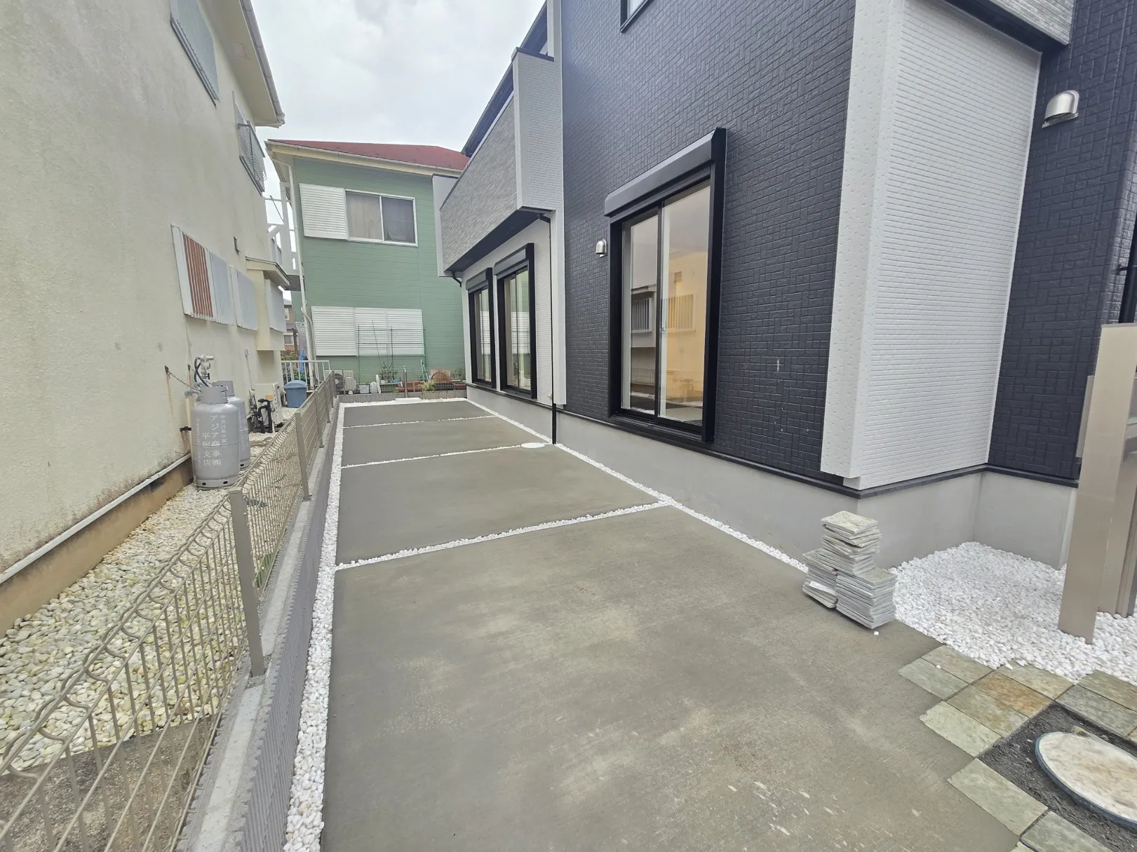 外観写真　R7.12.21