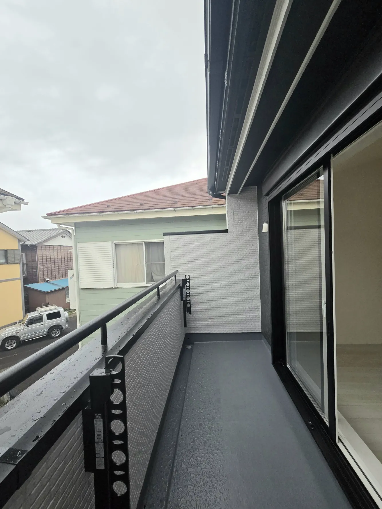 バルコニー　R7.12.21